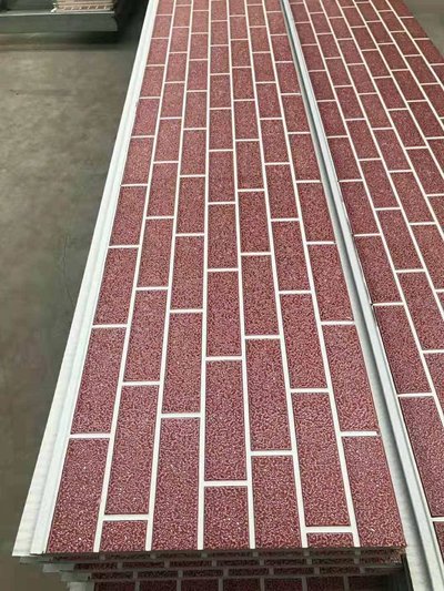 Материал с текстурой кирпича. Облицовка стен. Простая в установке и настраиваемая металлическая изоляция. Панели для наружных стен.