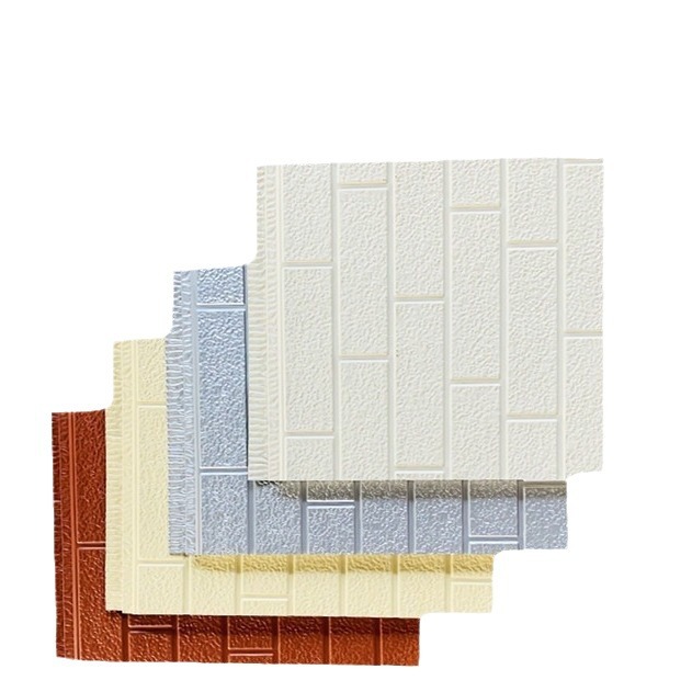 Кровельные доски с кирпичной текстурой и стальной изоляцией для надежной сэндвич-панели для строительства домашнего офиса