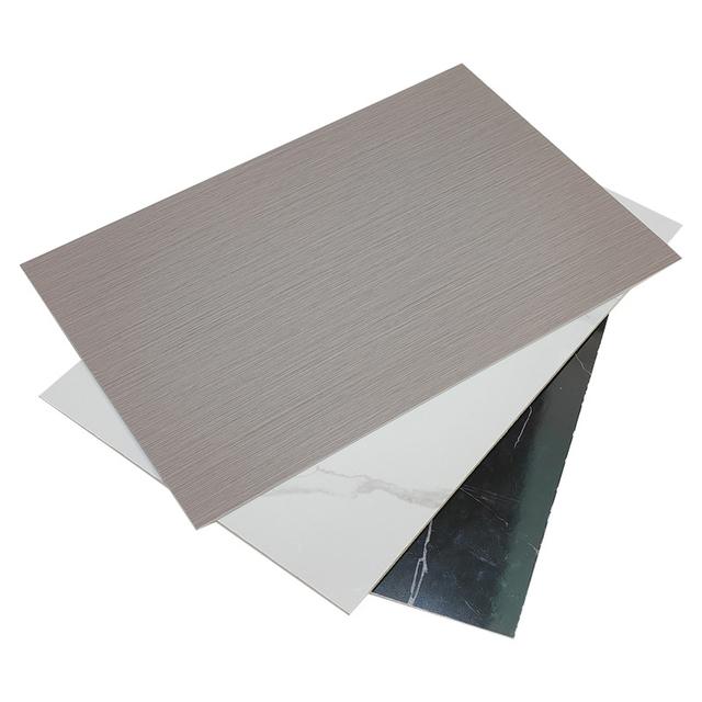  Прочные УФ-стеновые панели с текстурой дерева: огнестойкие и водонепроницаемые решения для ванной комнаты