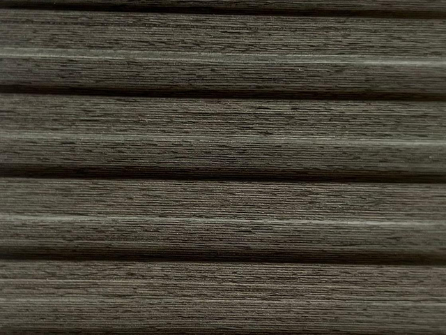 Обработка текстуры реек и настройка изоляции наружных стен и декоративных интегрированных панелей