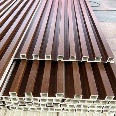 Решетчатая стеновая панель