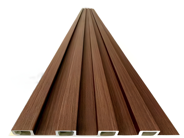 Элегантная облицовка стеновых панелей из коэкструзионной ДПК для стильных интерьеров