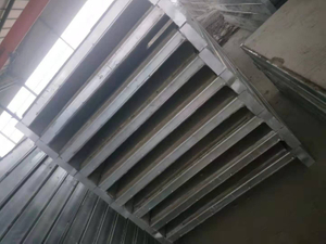 Депо технического обслуживания автомобилей с предварительным торможением. Взрывозащищенная пластина сброса давления.